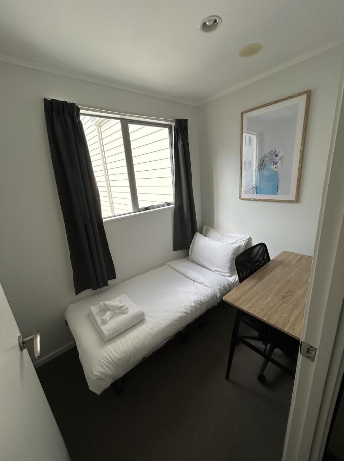 Bright Morningside Apartment Auckland Exterior photo