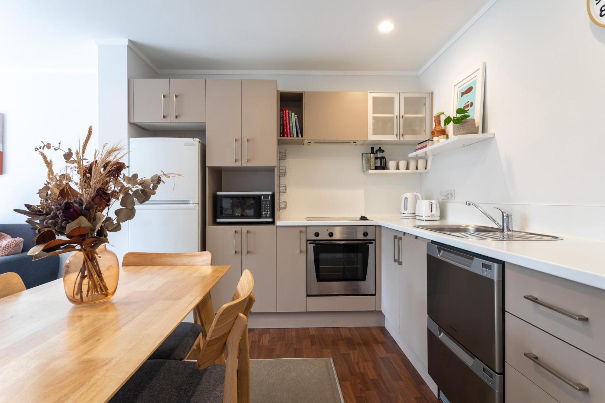 Bright Morningside Apartment Auckland Exterior photo