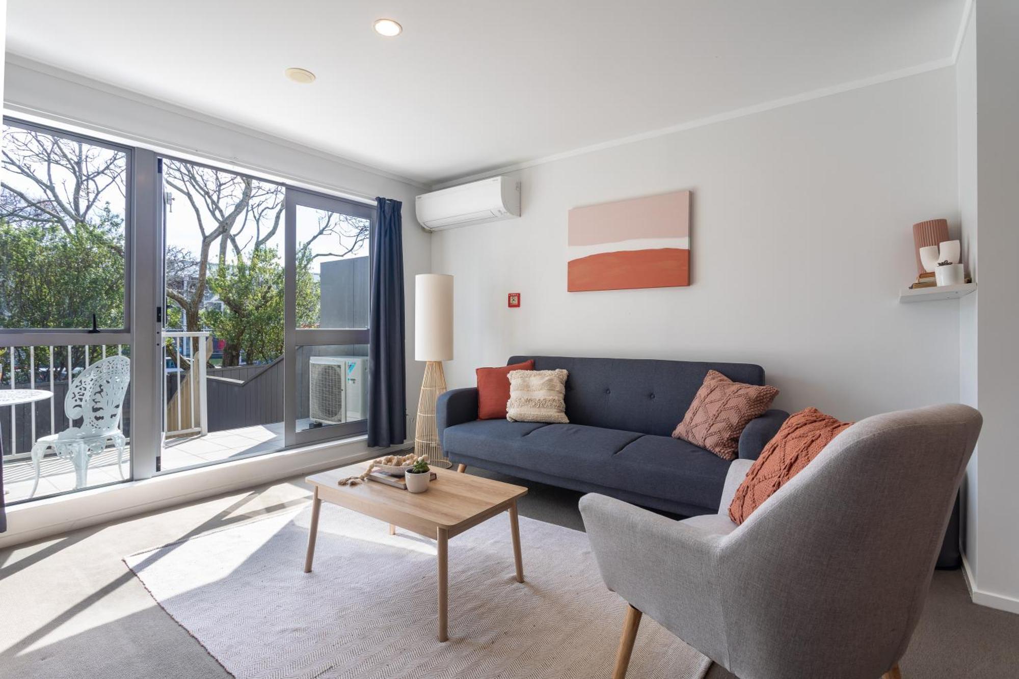 Bright Morningside Apartment Auckland Exterior photo